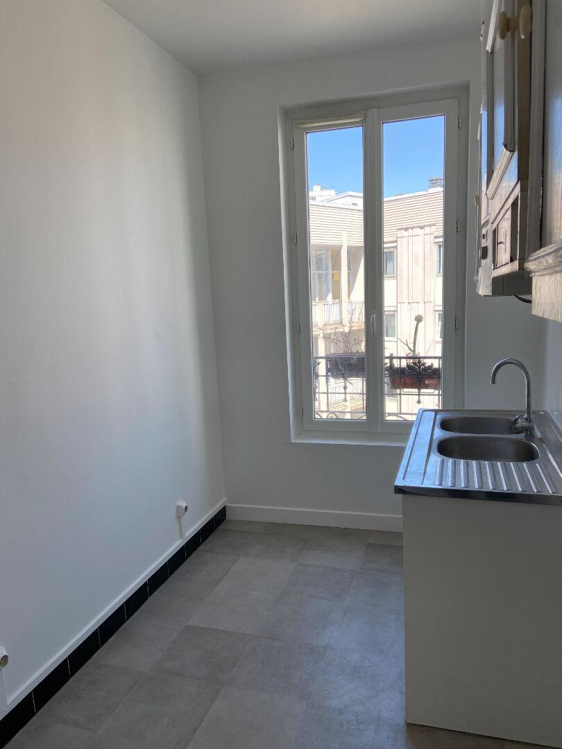 Courbevoie 92지역·38m²·아파트·가구 없음[프랑스 부동산,프랑스 아파트 매매,파리 집 구하기,프랑스 임대 부동산,프랑스 부동산 투자,프랑스 아파트 임대 방법,파리 집 계약 절차,프랑스 부동산 세금 정보,프랑스 부동산 중개인 추천,프랑스 주택 임대 시세,프랑스 주택 관리 서비스,프랑스 아파트 월세,프랑스 단기 임대,파리 집 임대,프랑스 월세 계약,프랑스 월세 시세,파리 임대 집 추천,프랑스 임대,프랑스 월세 ,프랑스 부동산 임대 서비스,프랑스 부동산 중개,프랑스 부동산 에이전시,파리 부동산 중개인,프랑스 부동산 매물,파리 부동산 에이전시 추천,파리 현지 부동산 상담,파리 부동산 거래 대행,프랑스 부동산 시세 조회,프랑스 부동산 서비스,파리 부동산 에이전시,프랑스 부동산 전문가,프랑스 부동산 거래 팁,프랑스 주택 중개 플랫폼,파리 유학생 ,프랑스 유학 집 구하기,파리 학생 기숙사 임대,프랑스 유학생 월세 아파트,프랑스 유학 임대 계약,파리 유학 생활 집 구하기,프랑스 유학생 쉐어하우스,프랑스 가족용 주택 매매,파리 가족 아파트 임대,프랑스 어린이 학교 근처 집,프랑스 이민 주택 ,맞춤형 부동산 서비스,파리 단기 임대 아파트,프랑스 출장용 주택,파리 월 단위 임대]