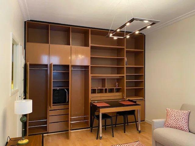 PARIS 7e·29m²·studio·With furniture[Paris Rental]