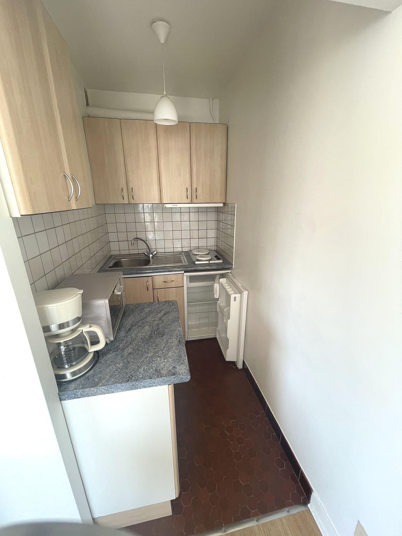 PARIS 15e·22m²·studio·Fully furnished·Long-term only[Paris Rental]