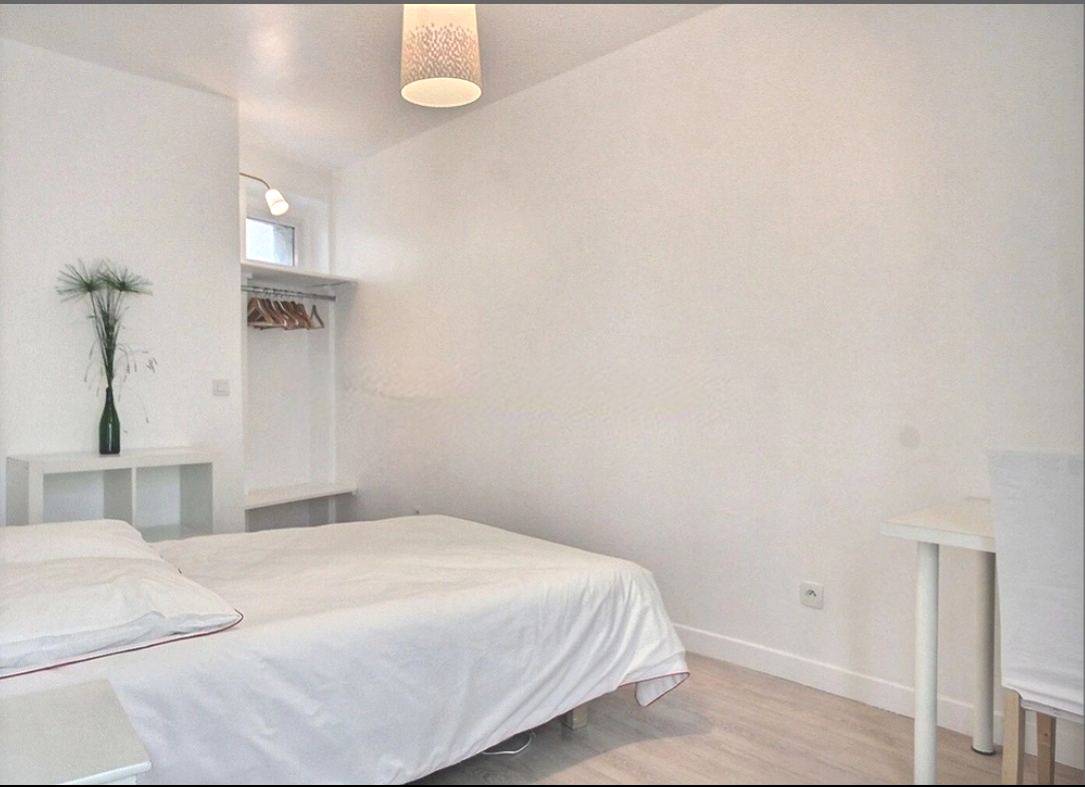 PARIS 18e·27m²·studio·With furniture[Paris Rental]