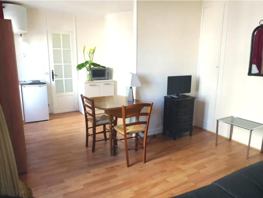 PARIS 15e·21m²·studio·With furniture[Paris Rental]