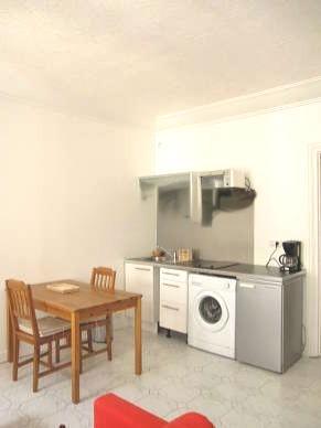 PARIS 9e·27m²·studio·With furniture[Paris Rental]