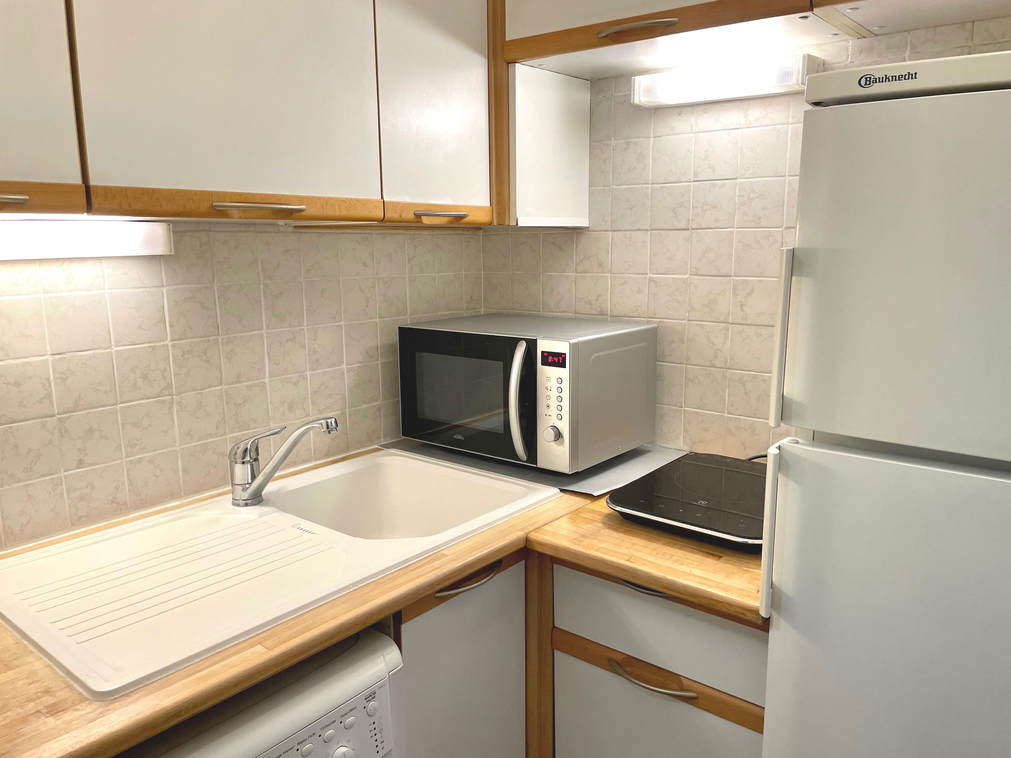 PARIS 8e·31m²·studio·Fully furnished[Paris Rental]