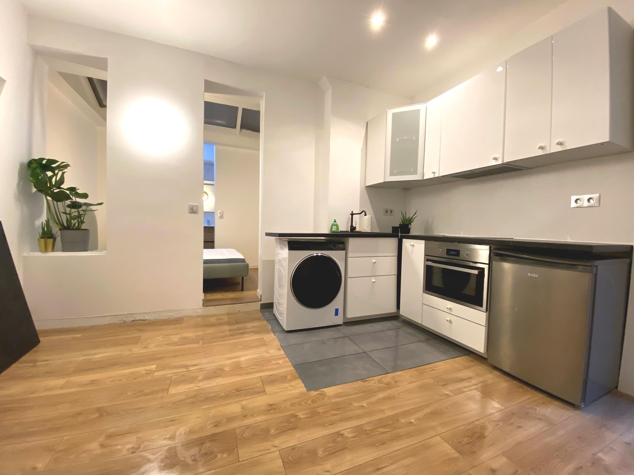 PARIS 16e·28m²·apartment·With furniture[Paris Rental]