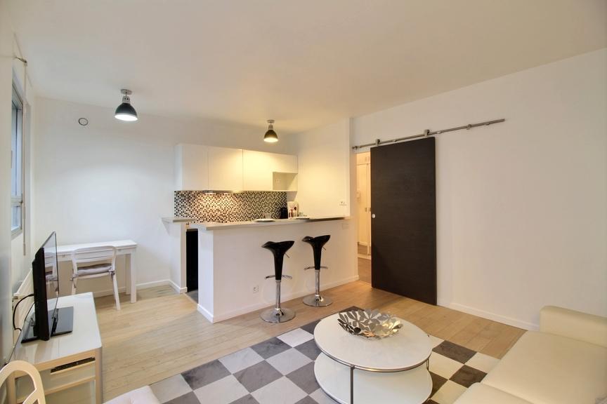 PARIS 17e·31m²·studio·With furniture[Paris Rental]