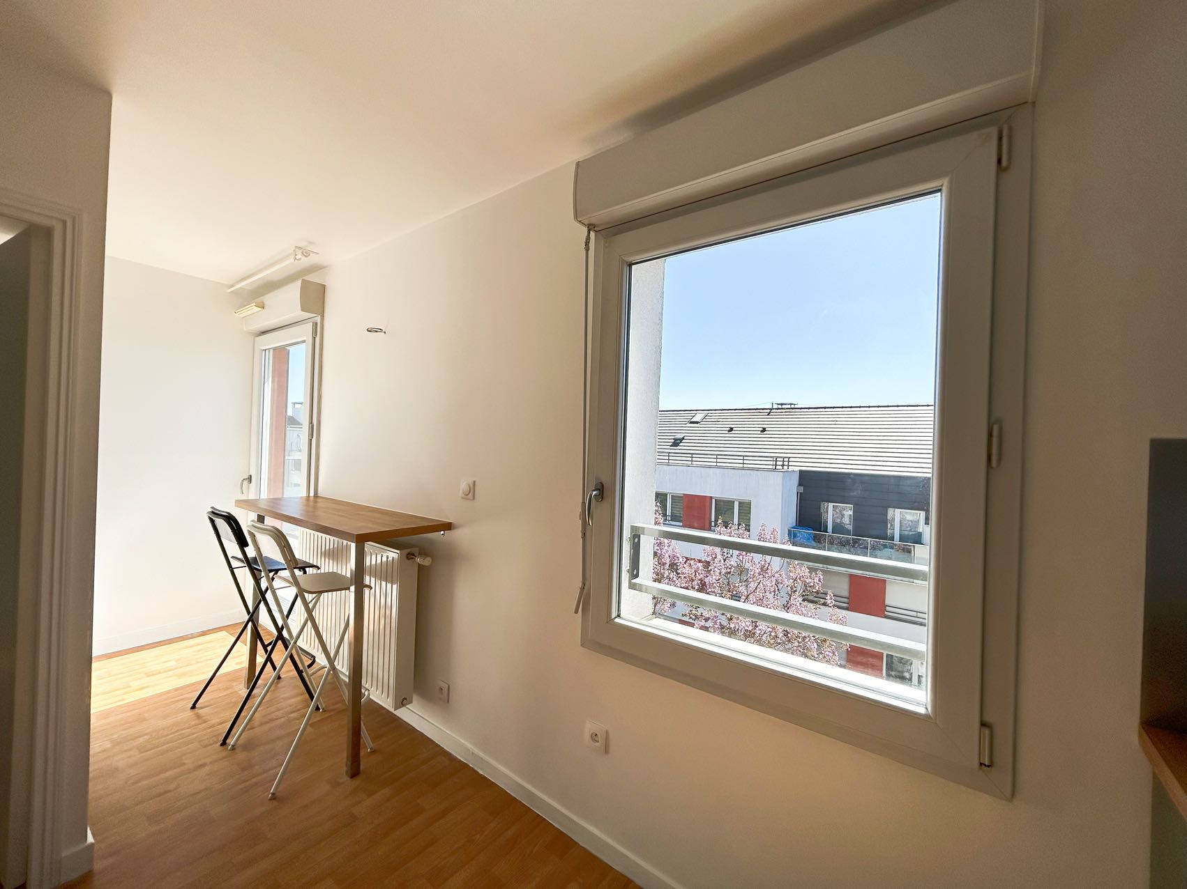 Créteil 94e·60m²·Separate room in the sharing apartment·With furniture·Long-term only[Paris Rental]