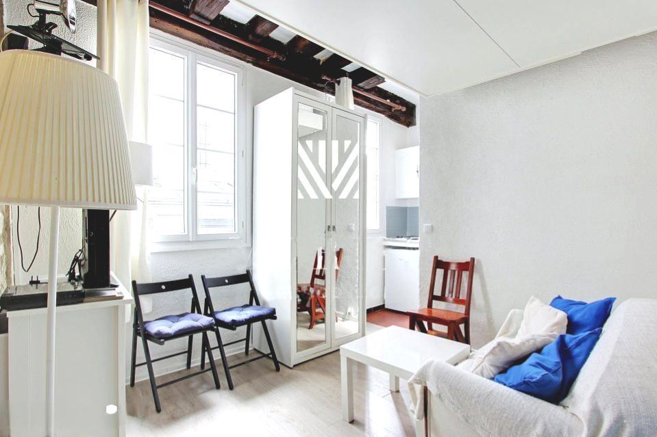 PARIS 4e·15m²·studio·With furniture[Paris Rental]