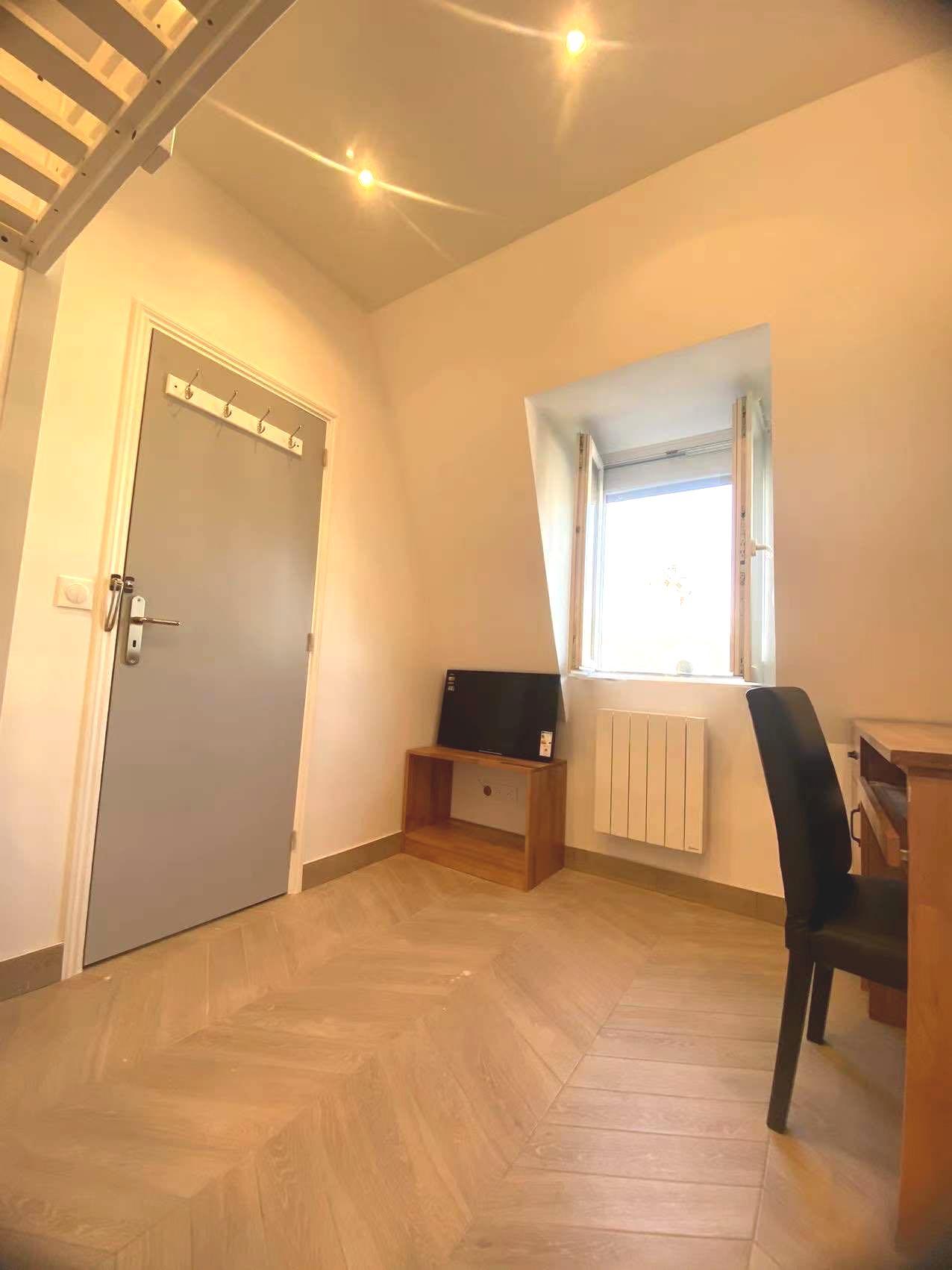 PARIS 17e·25m²·studio·With furniture[Paris Rental]