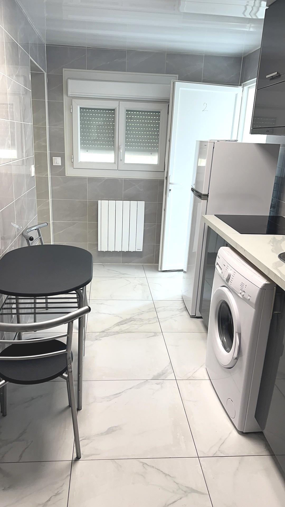 Vitry-sur-Seine 94e·23m²·Studio·Meublé[Location à Paris France]