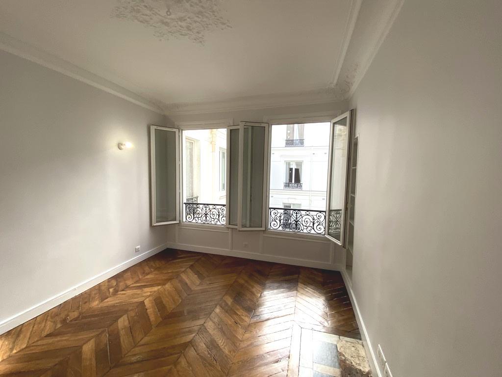 PARIS 10e·45m²·apartment·No furniture[Paris Rental]