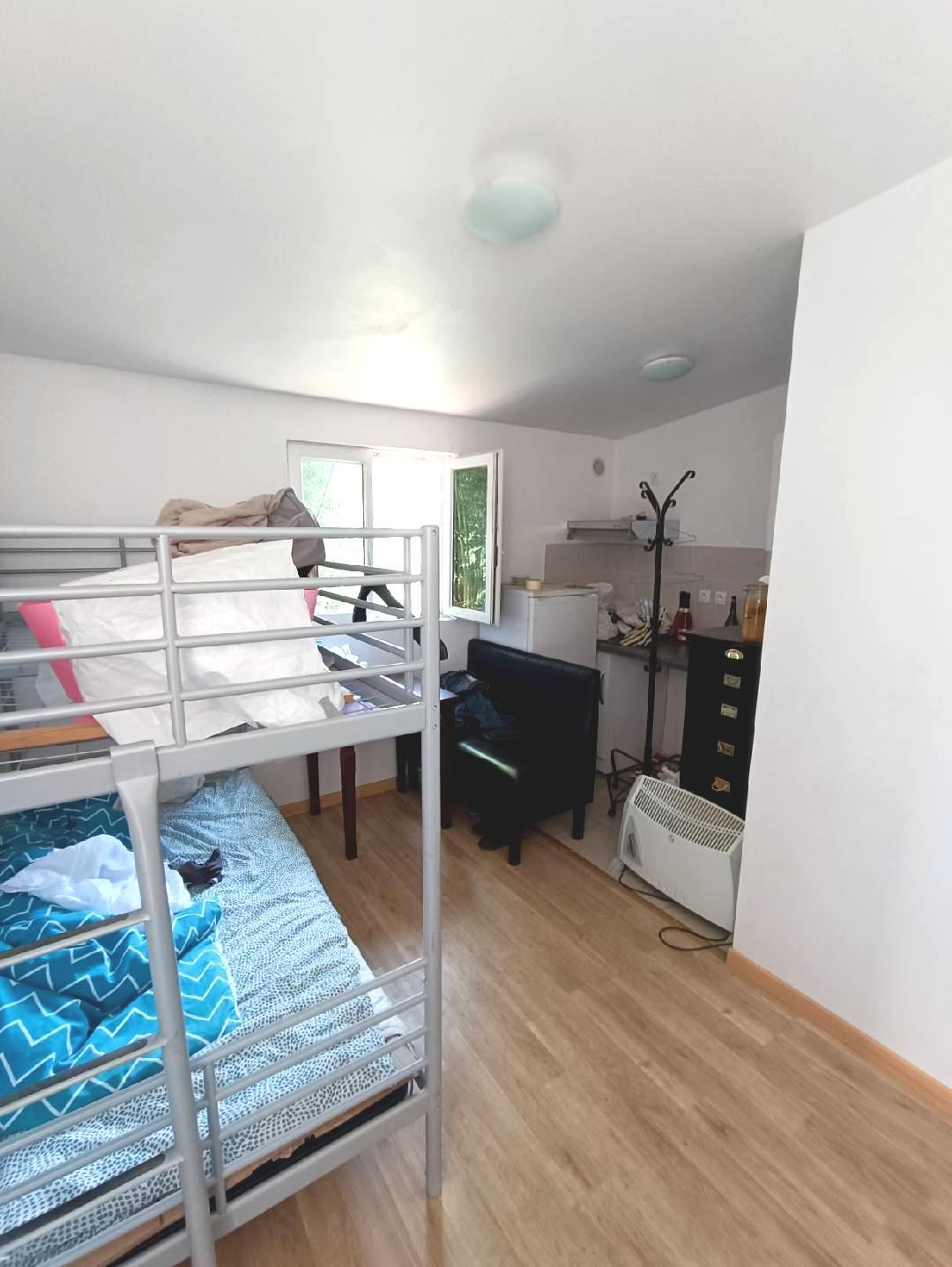 Villejuif 94e·12m²·studio·With furniture[Paris Rental]