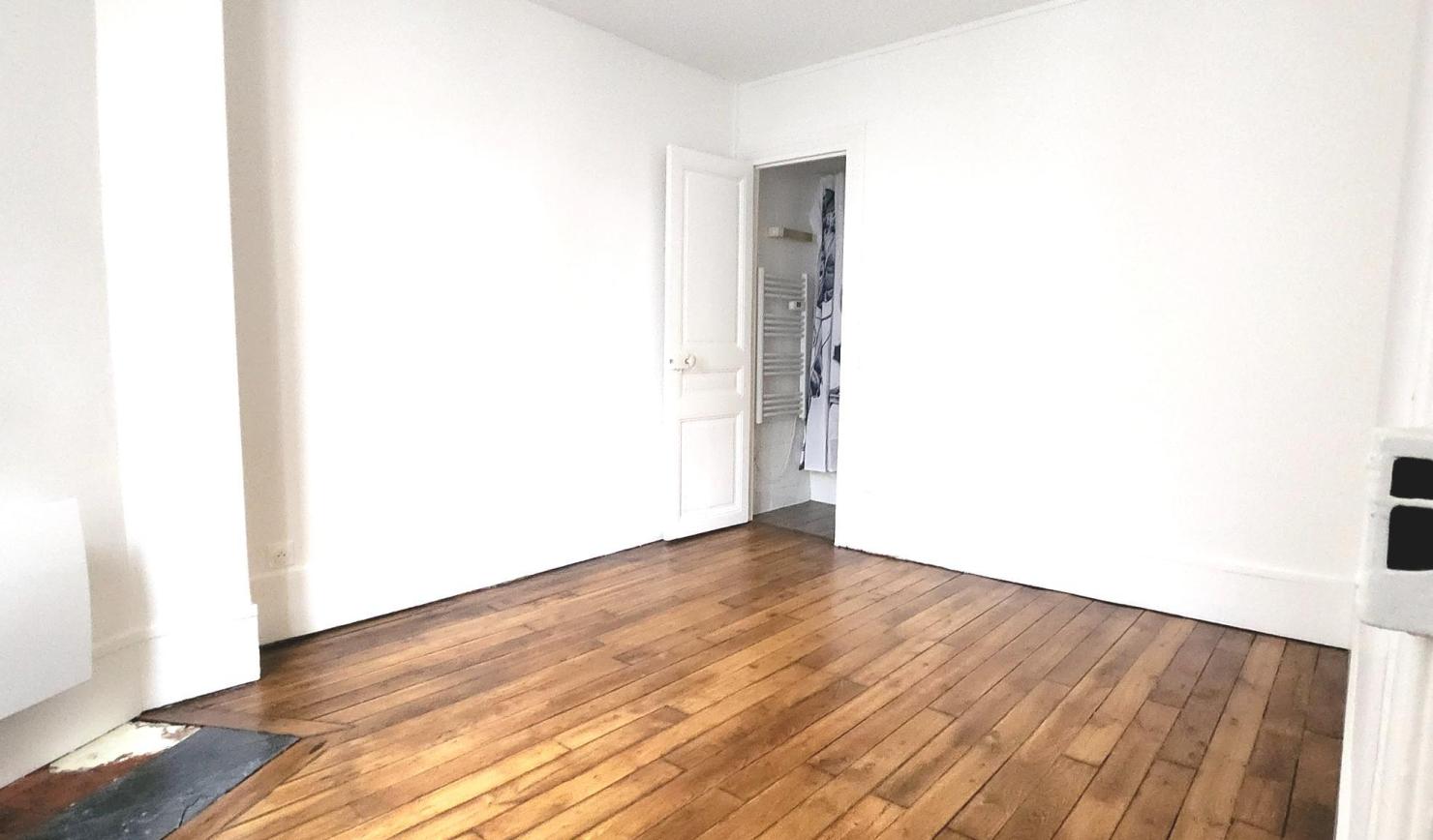 PARIS 20e·31m²·studio·No furniture[Paris Rental]