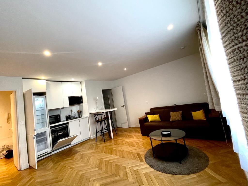 PARIS 16e·32m²·studio·With furniture[Paris Rental]