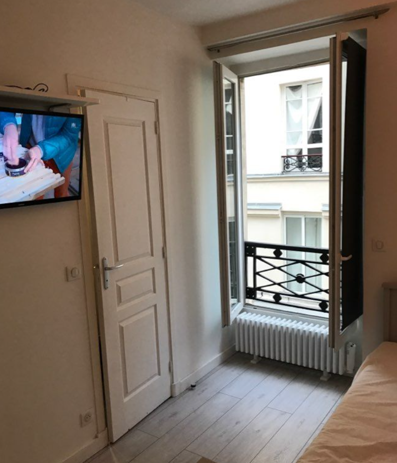 PARIS 2e·16m²·studio·With furniture[Paris Rental]