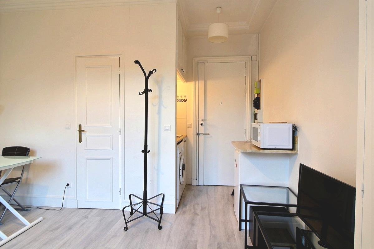 PARIS 5e·17m²·Studio·Meublé[Location à Paris France]