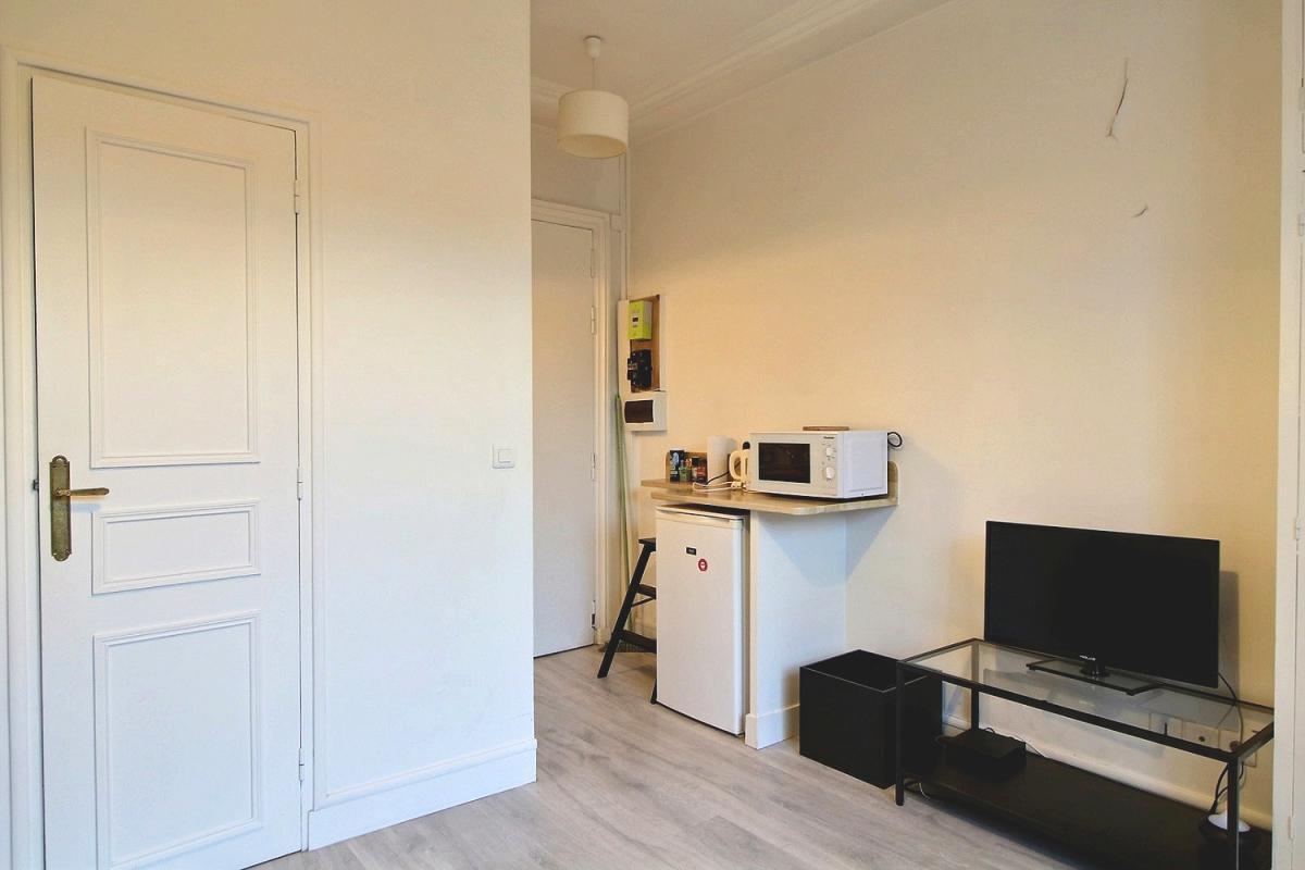 PARIS 5e·17m²·Studio·Meublé[Location à Paris France]