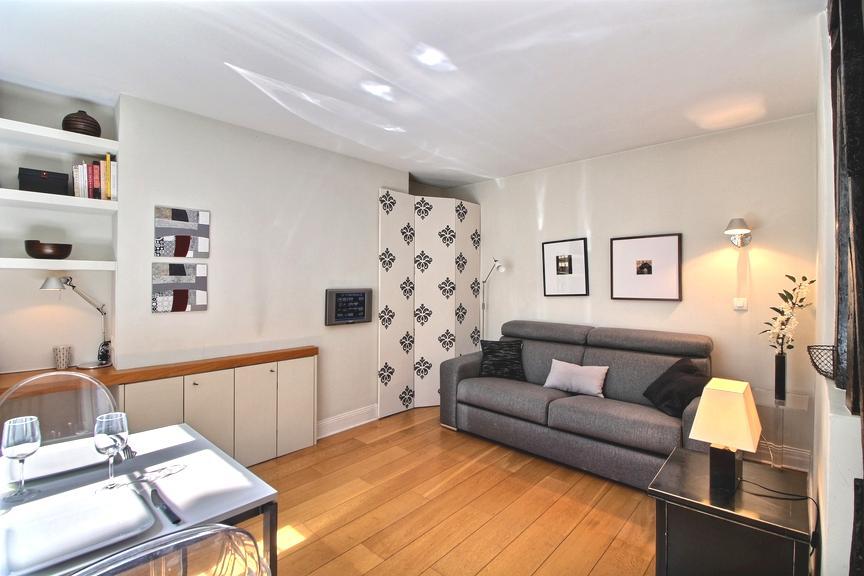 PARIS 10e·25m²·studio·With furniture[Paris Rental]