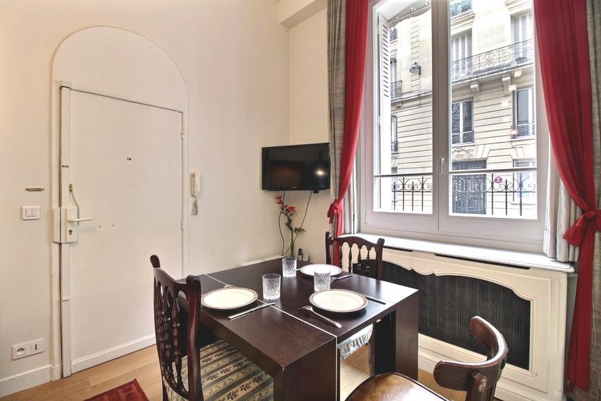 PARIS 16e·24m²·Studio·Meublé[Location à Paris France]