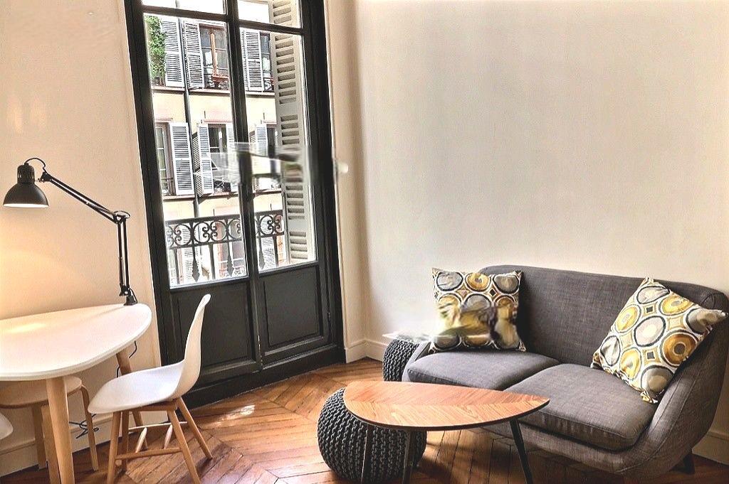 PARIS 9e·27m²·studio·With furniture[Paris Rental]