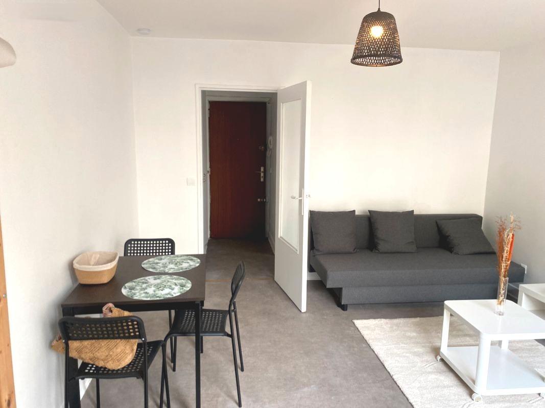 PARIS 20e·26m²·studio·With furniture[Paris Rental]