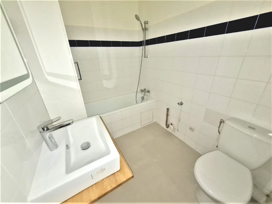 PARIS 15e·28m²·studio·No furniture[Paris Rental]