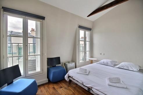 PARIS 7e·64m²·apartment·With furniture[Paris Rental]