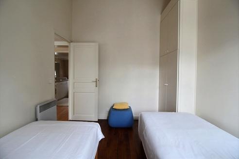 PARIS 7지역·64m²·아파트·가구[프랑스 부동산,프랑스 아파트 매매,파리 집 구하기,프랑스 임대 부동산,프랑스 부동산 투자,프랑스 아파트 임대 방법,파리 집 계약 절차,프랑스 부동산 세금 정보,프랑스 부동산 중개인 추천,프랑스 주택 임대 시세,프랑스 주택 관리 서비스,프랑스 아파트 월세,프랑스 단기 임대,파리 집 임대,프랑스 월세 계약,프랑스 월세 시세,파리 임대 집 추천,프랑스 임대,프랑스 월세 ,프랑스 부동산 임대 서비스,프랑스 부동산 중개,프랑스 부동산 에이전시,파리 부동산 중개인,프랑스 부동산 매물,파리 부동산 에이전시 추천,파리 현지 부동산 상담,파리 부동산 거래 대행,프랑스 부동산 시세 조회,프랑스 부동산 서비스,파리 부동산 에이전시,프랑스 부동산 전문가,프랑스 부동산 거래 팁,프랑스 주택 중개 플랫폼,파리 유학생 ,프랑스 유학 집 구하기,파리 학생 기숙사 임대,프랑스 유학생 월세 아파트,프랑스 유학 임대 계약,파리 유학 생활 집 구하기,프랑스 유학생 쉐어하우스,프랑스 가족용 주택 매매,파리 가족 아파트 임대,프랑스 어린이 학교 근처 집,프랑스 이민 주택 ,맞춤형 부동산 서비스,파리 단기 임대 아파트,프랑스 출장용 주택,파리 월 단위 임대]