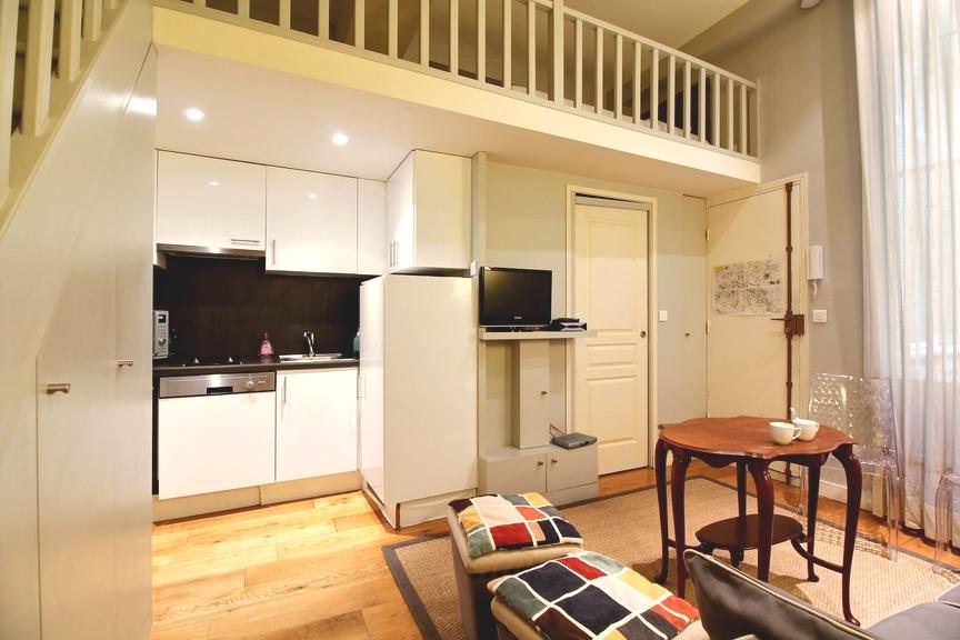 PARIS 1지역·20m²·studio·가구[프랑스 부동산,프랑스 아파트 매매,파리 집 구하기,프랑스 임대 부동산,프랑스 부동산 투자,프랑스 아파트 임대 방법,파리 집 계약 절차,프랑스 부동산 세금 정보,프랑스 부동산 중개인 추천,프랑스 주택 임대 시세,프랑스 주택 관리 서비스,프랑스 아파트 월세,프랑스 단기 임대,파리 집 임대,프랑스 월세 계약,프랑스 월세 시세,파리 임대 집 추천,프랑스 임대,프랑스 월세 ,프랑스 부동산 임대 서비스,프랑스 부동산 중개,프랑스 부동산 에이전시,파리 부동산 중개인,프랑스 부동산 매물,파리 부동산 에이전시 추천,파리 현지 부동산 상담,파리 부동산 거래 대행,프랑스 부동산 시세 조회,프랑스 부동산 서비스,파리 부동산 에이전시,프랑스 부동산 전문가,프랑스 부동산 거래 팁,프랑스 주택 중개 플랫폼,파리 유학생 ,프랑스 유학 집 구하기,파리 학생 기숙사 임대,프랑스 유학생 월세 아파트,프랑스 유학 임대 계약,파리 유학 생활 집 구하기,프랑스 유학생 쉐어하우스,프랑스 가족용 주택 매매,파리 가족 아파트 임대,프랑스 어린이 학교 근처 집,프랑스 이민 주택 ,맞춤형 부동산 서비스,파리 단기 임대 아파트,프랑스 출장용 주택,파리 월 단위 임대]