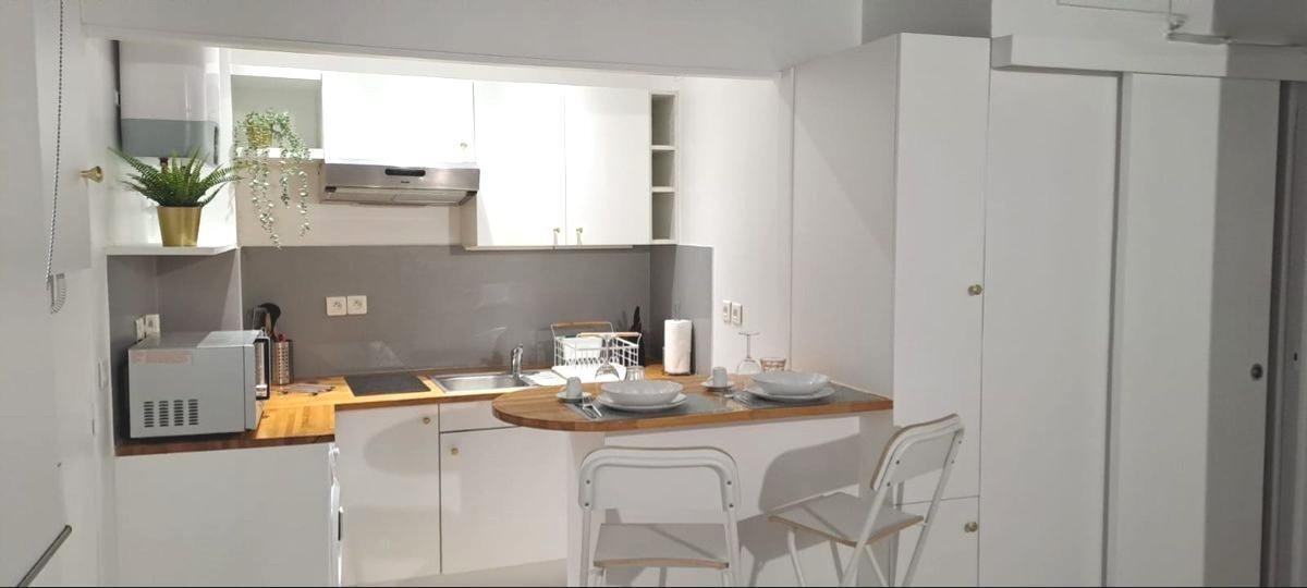 PARIS 2e·22m²·studio·With furniture[Paris Rental]