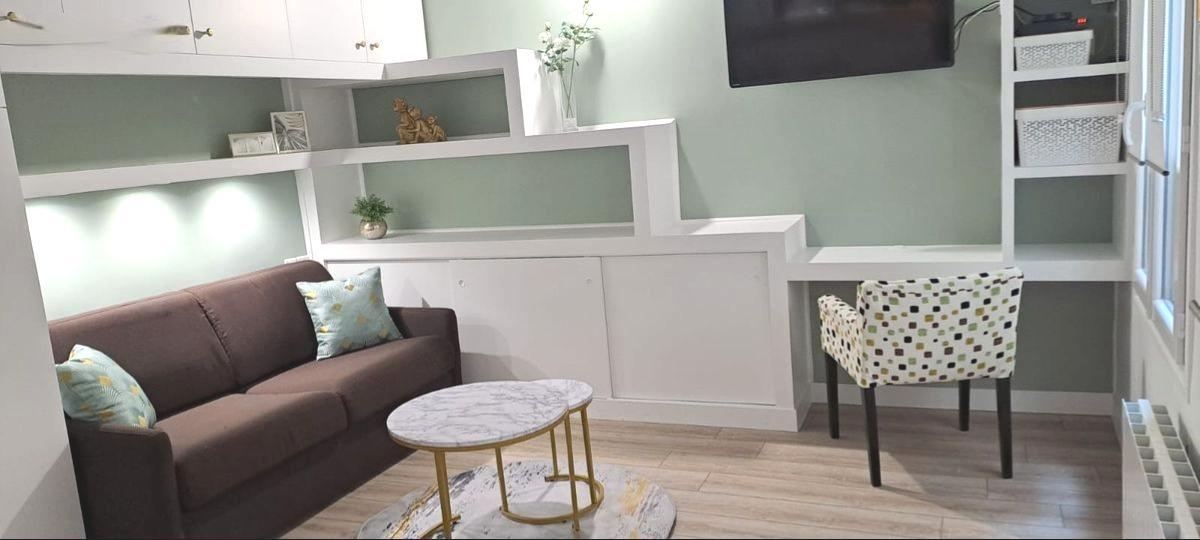 PARIS 2e·22m²·studio·With furniture[Paris Rental]