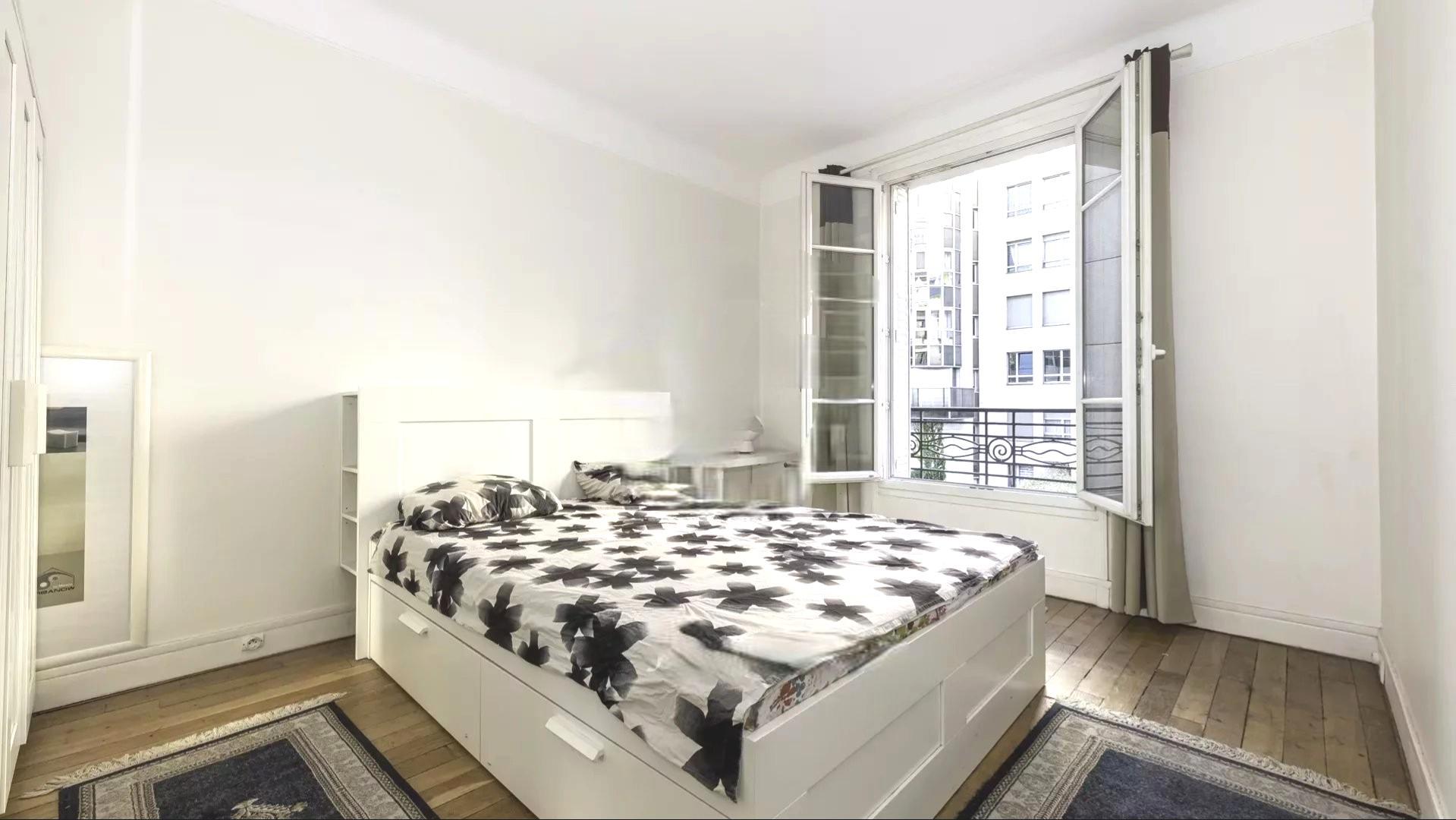 PARIS 15e·42m²·Appartement·Meublé[Location à Paris France]