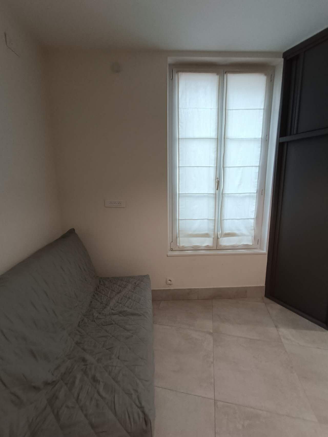 PARIS 17e·14m²·studio·With furniture[Paris Rental]