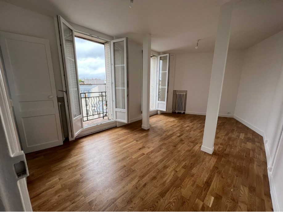 PARIS 10e·23m²·studio·No furniture[Paris Rental]