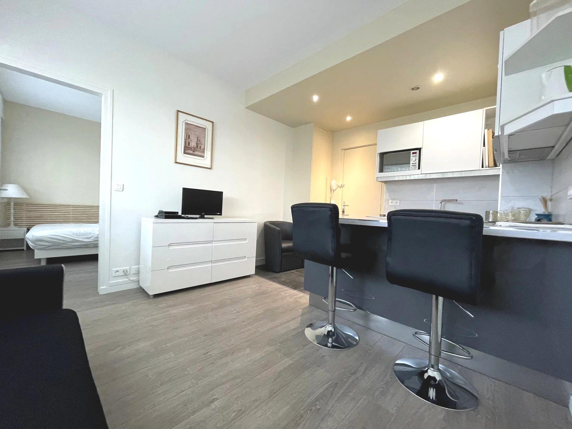 PARIS 6e·30m²·apartment·With furniture[Paris Rental]