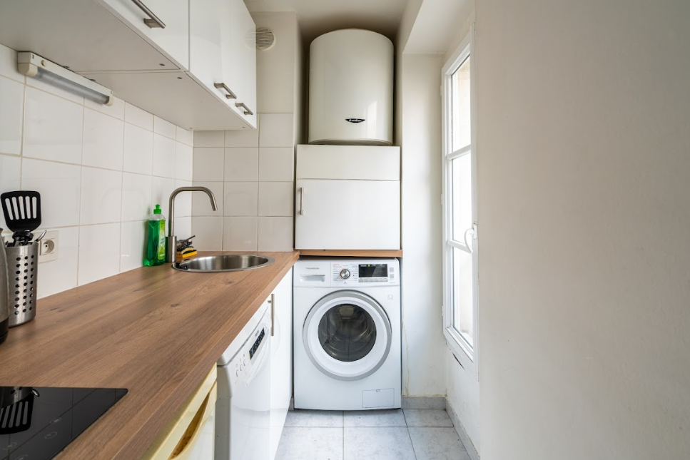 PARIS 7e·25m²·studio·With furniture[Paris Rental]