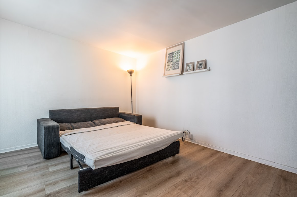 PARIS 7e·25m²·studio·With furniture[Paris Rental]