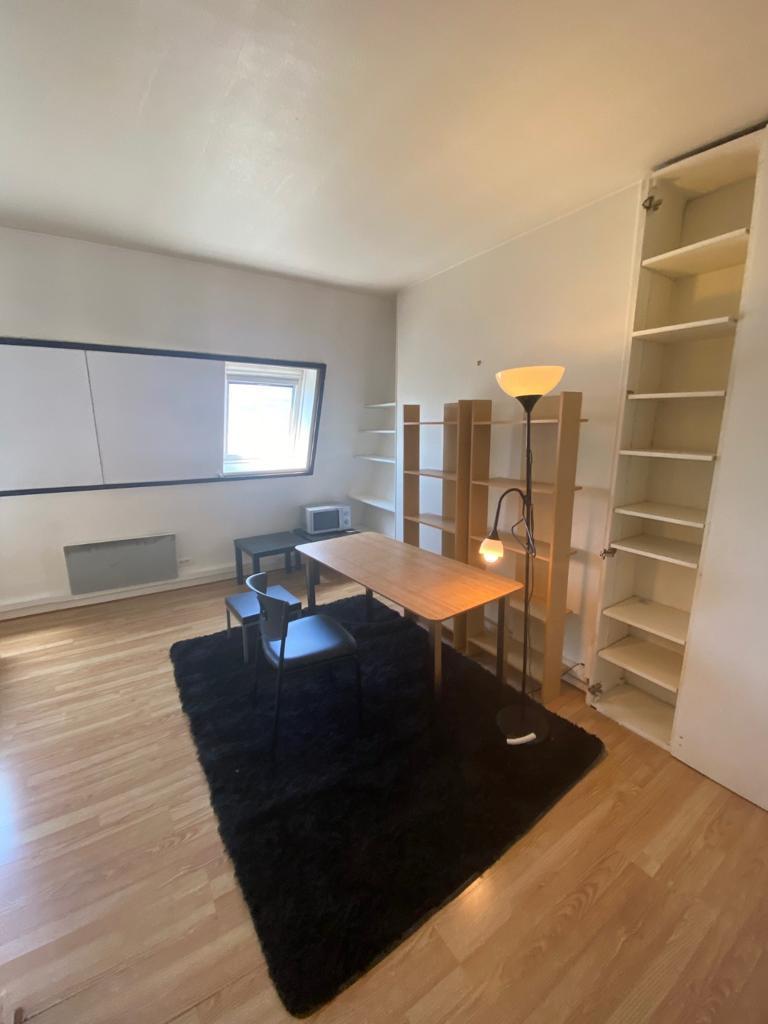 PARIS 17e·23m²·studio·With furniture[Paris Rental]