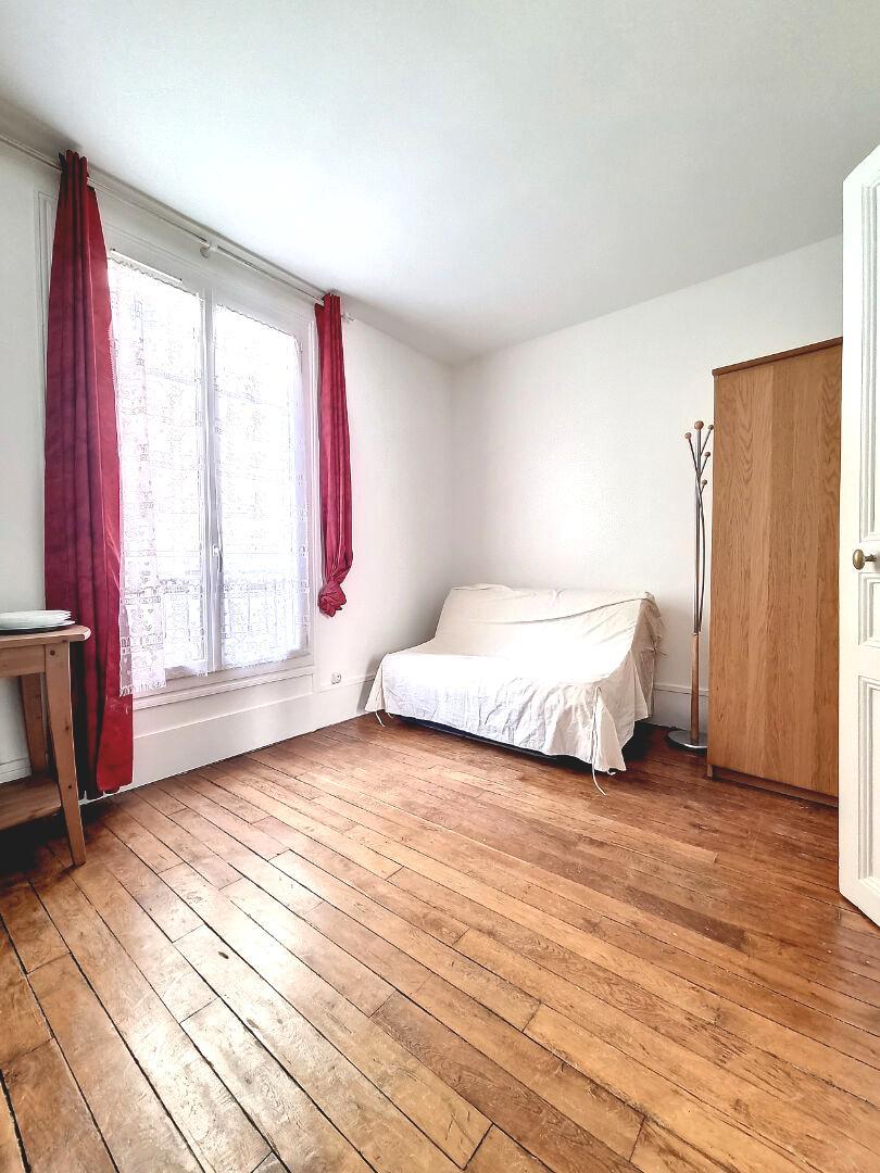 PARIS 15e·16.5m²·Studio·Meublé[Location à Paris France]