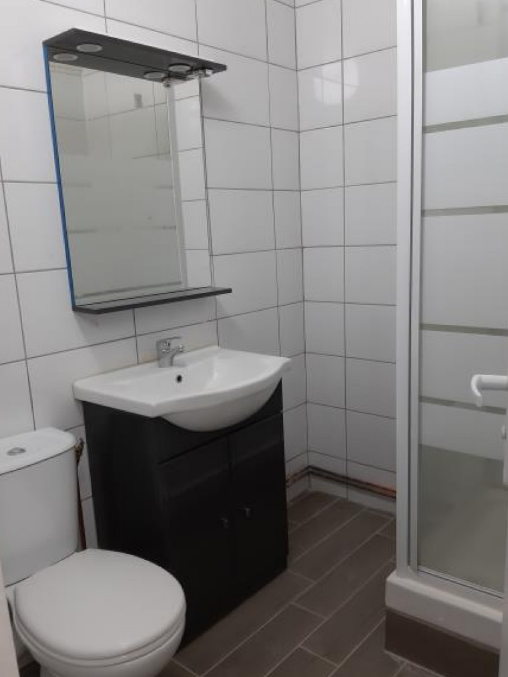 PARIS 18区·23平·studio·有家具[法国巴黎租房]