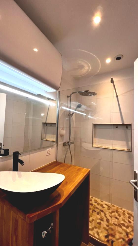 PARIS 3지역·22m²·studio·가구 없음[프랑스 부동산,프랑스 아파트 매매,파리 집 구하기,프랑스 임대 부동산,프랑스 부동산 투자,프랑스 아파트 임대 방법,파리 집 계약 절차,프랑스 부동산 세금 정보,프랑스 부동산 중개인 추천,프랑스 주택 임대 시세,프랑스 주택 관리 서비스,프랑스 아파트 월세,프랑스 단기 임대,파리 집 임대,프랑스 월세 계약,프랑스 월세 시세,파리 임대 집 추천,프랑스 임대,프랑스 월세 ,프랑스 부동산 임대 서비스,프랑스 부동산 중개,프랑스 부동산 에이전시,파리 부동산 중개인,프랑스 부동산 매물,파리 부동산 에이전시 추천,파리 현지 부동산 상담,파리 부동산 거래 대행,프랑스 부동산 시세 조회,프랑스 부동산 서비스,파리 부동산 에이전시,프랑스 부동산 전문가,프랑스 부동산 거래 팁,프랑스 주택 중개 플랫폼,파리 유학생 ,프랑스 유학 집 구하기,파리 학생 기숙사 임대,프랑스 유학생 월세 아파트,프랑스 유학 임대 계약,파리 유학 생활 집 구하기,프랑스 유학생 쉐어하우스,프랑스 가족용 주택 매매,파리 가족 아파트 임대,프랑스 어린이 학교 근처 집,프랑스 이민 주택 ,맞춤형 부동산 서비스,파리 단기 임대 아파트,프랑스 출장용 주택,파리 월 단위 임대]