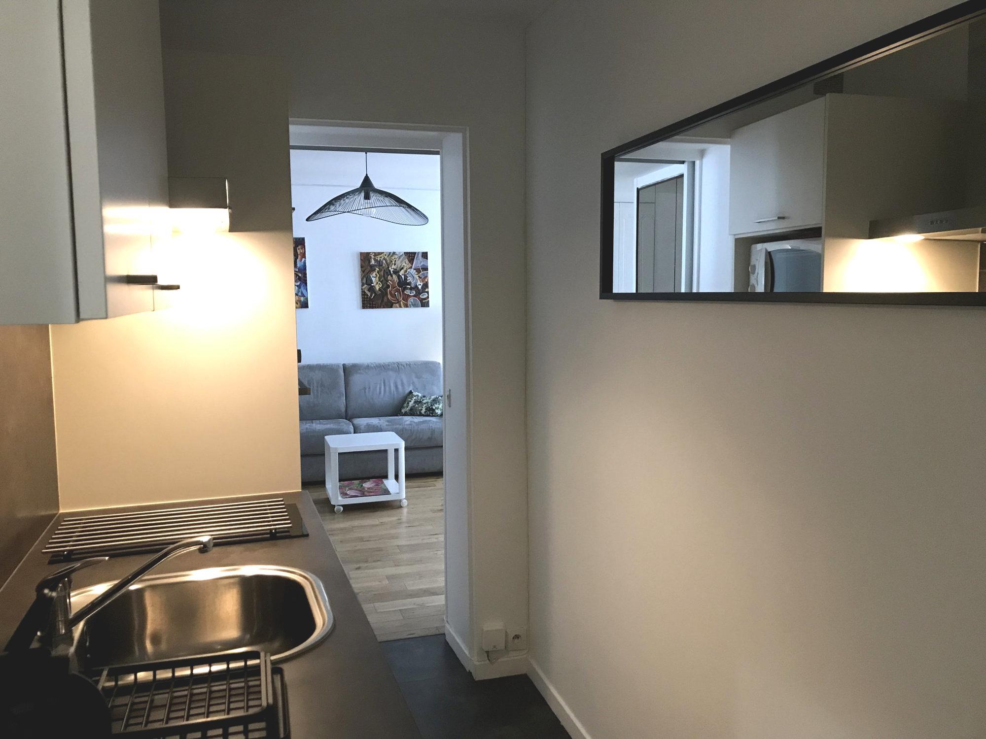 PARIS 4지역·40m²·아파트·가구[프랑스 부동산,프랑스 아파트 매매,파리 집 구하기,프랑스 임대 부동산,프랑스 부동산 투자,프랑스 아파트 임대 방법,파리 집 계약 절차,프랑스 부동산 세금 정보,프랑스 부동산 중개인 추천,프랑스 주택 임대 시세,프랑스 주택 관리 서비스,프랑스 아파트 월세,프랑스 단기 임대,파리 집 임대,프랑스 월세 계약,프랑스 월세 시세,파리 임대 집 추천,프랑스 임대,프랑스 월세 ,프랑스 부동산 임대 서비스,프랑스 부동산 중개,프랑스 부동산 에이전시,파리 부동산 중개인,프랑스 부동산 매물,파리 부동산 에이전시 추천,파리 현지 부동산 상담,파리 부동산 거래 대행,프랑스 부동산 시세 조회,프랑스 부동산 서비스,파리 부동산 에이전시,프랑스 부동산 전문가,프랑스 부동산 거래 팁,프랑스 주택 중개 플랫폼,파리 유학생 ,프랑스 유학 집 구하기,파리 학생 기숙사 임대,프랑스 유학생 월세 아파트,프랑스 유학 임대 계약,파리 유학 생활 집 구하기,프랑스 유학생 쉐어하우스,프랑스 가족용 주택 매매,파리 가족 아파트 임대,프랑스 어린이 학교 근처 집,프랑스 이민 주택 ,맞춤형 부동산 서비스,파리 단기 임대 아파트,프랑스 출장용 주택,파리 월 단위 임대]