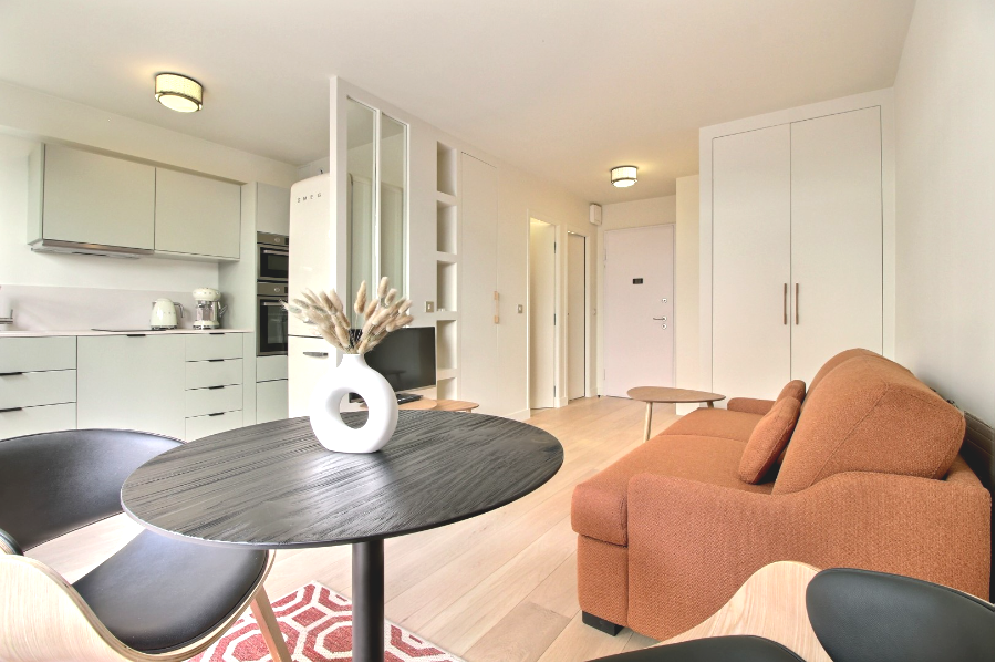 PARIS 16e·27m²·studio·With furniture[Paris Rental]
