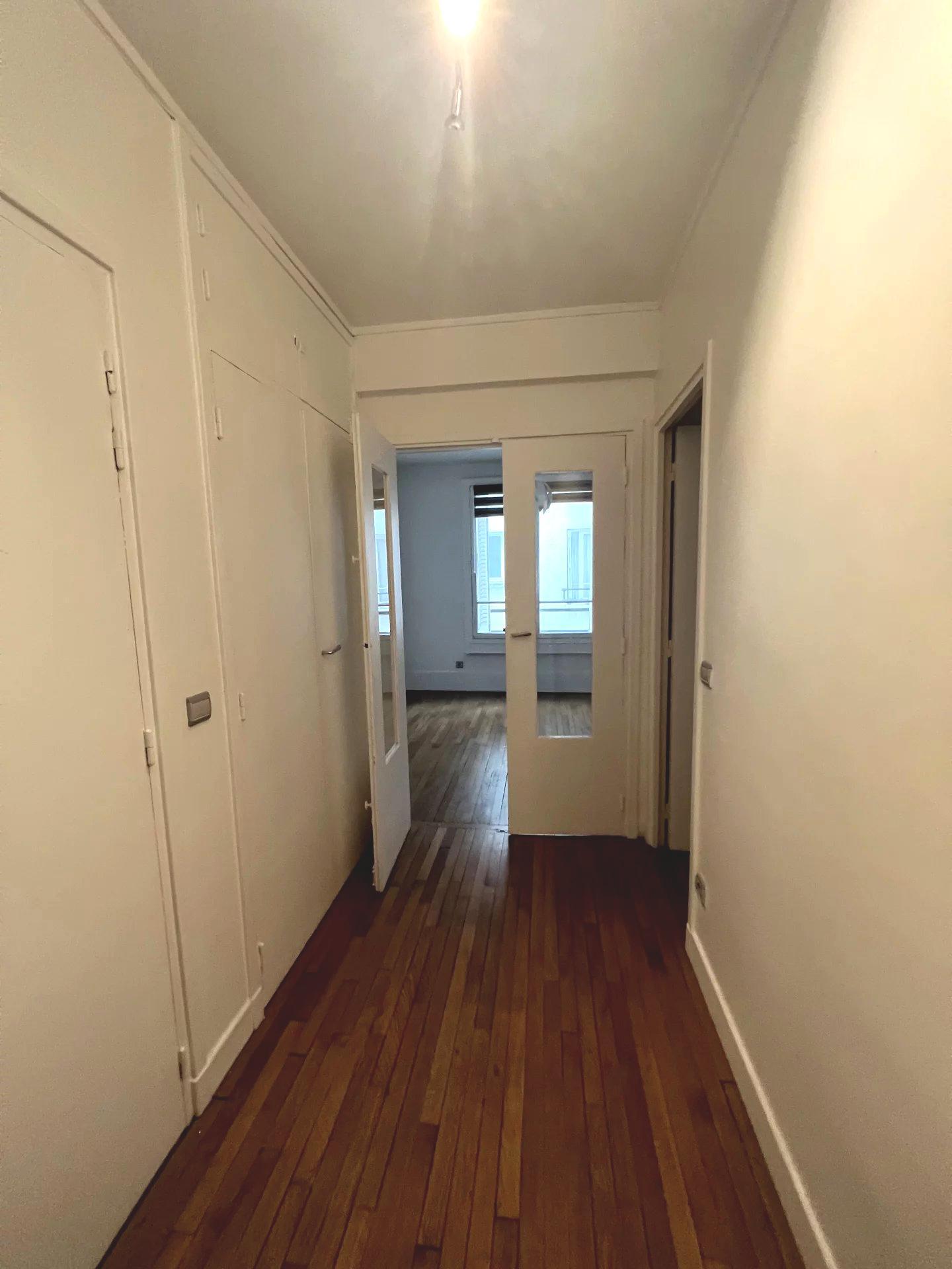 PARIS 7e·46m²·apartment·With furniture[Paris Rental]