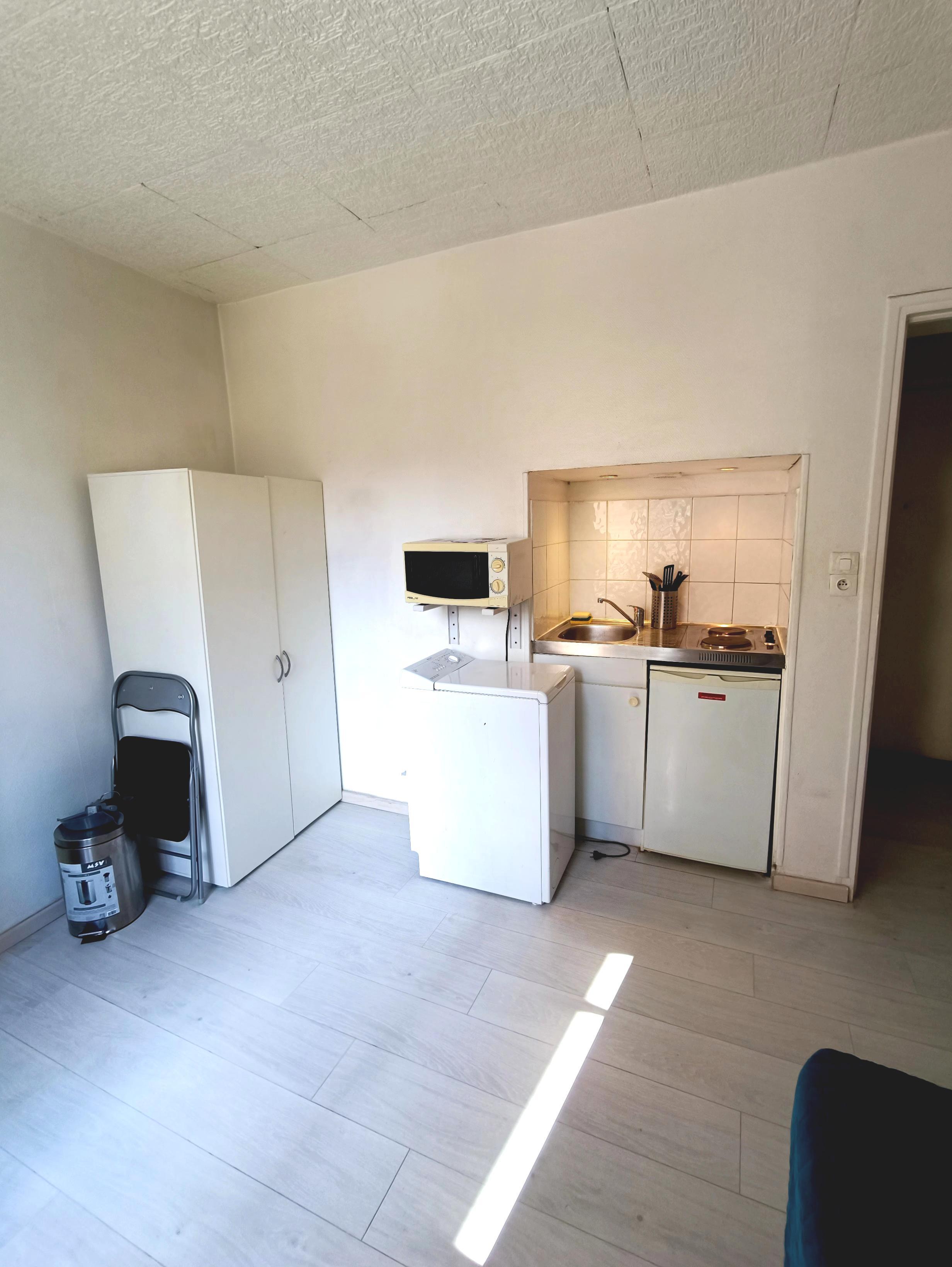 PARIS 13e·17m²·studio·With furniture·Long-term only[Paris Rental]