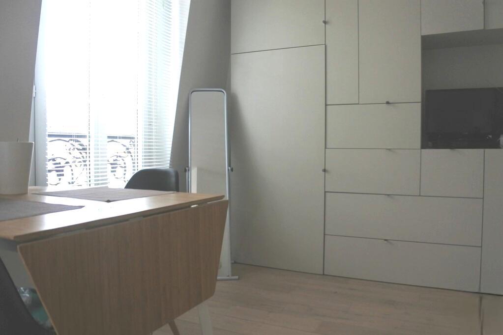 PARIS 6지역·20.01m²·studio·가구[프랑스 부동산,프랑스 아파트 매매,파리 집 구하기,프랑스 임대 부동산,프랑스 부동산 투자,프랑스 아파트 임대 방법,파리 집 계약 절차,프랑스 부동산 세금 정보,프랑스 부동산 중개인 추천,프랑스 주택 임대 시세,프랑스 주택 관리 서비스,프랑스 아파트 월세,프랑스 단기 임대,파리 집 임대,프랑스 월세 계약,프랑스 월세 시세,파리 임대 집 추천,프랑스 임대,프랑스 월세 ,프랑스 부동산 임대 서비스,프랑스 부동산 중개,프랑스 부동산 에이전시,파리 부동산 중개인,프랑스 부동산 매물,파리 부동산 에이전시 추천,파리 현지 부동산 상담,파리 부동산 거래 대행,프랑스 부동산 시세 조회,프랑스 부동산 서비스,파리 부동산 에이전시,프랑스 부동산 전문가,프랑스 부동산 거래 팁,프랑스 주택 중개 플랫폼,파리 유학생 ,프랑스 유학 집 구하기,파리 학생 기숙사 임대,프랑스 유학생 월세 아파트,프랑스 유학 임대 계약,파리 유학 생활 집 구하기,프랑스 유학생 쉐어하우스,프랑스 가족용 주택 매매,파리 가족 아파트 임대,프랑스 어린이 학교 근처 집,프랑스 이민 주택 ,맞춤형 부동산 서비스,파리 단기 임대 아파트,프랑스 출장용 주택,파리 월 단위 임대]