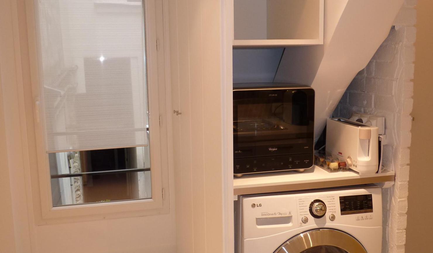 PARIS 3e·23m²·studio·With furniture·Long-term only[Paris Rental]