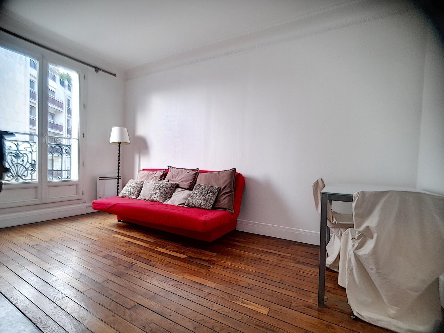 PARIS 15e·37m²·Appartement·Meublé[Location à Paris France]