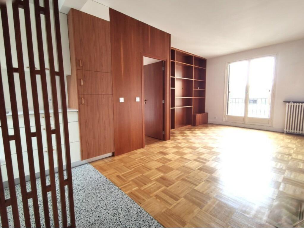 PARIS 16e·44m²·Appartement·Meublé[Location à Paris France]