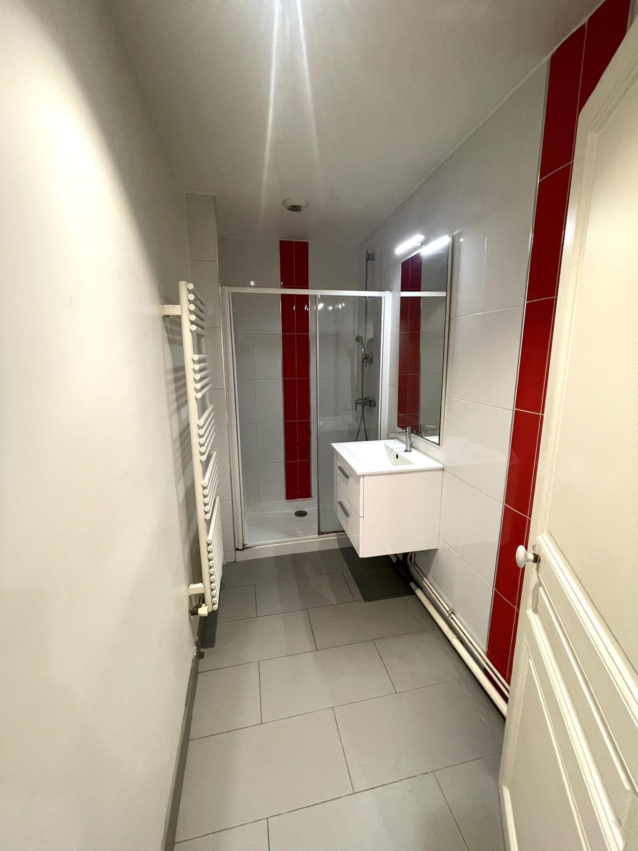 PARIS 18e·80m²·Second-hand·F4[Paris Rental]