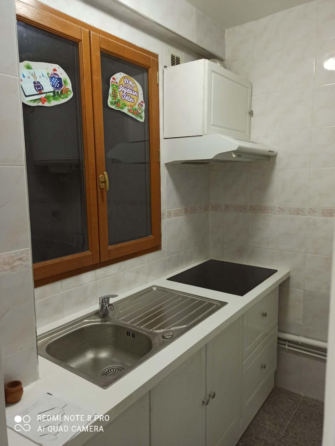 PARIS 10e·25m²·Appartement·Meublé[Location à Paris France]